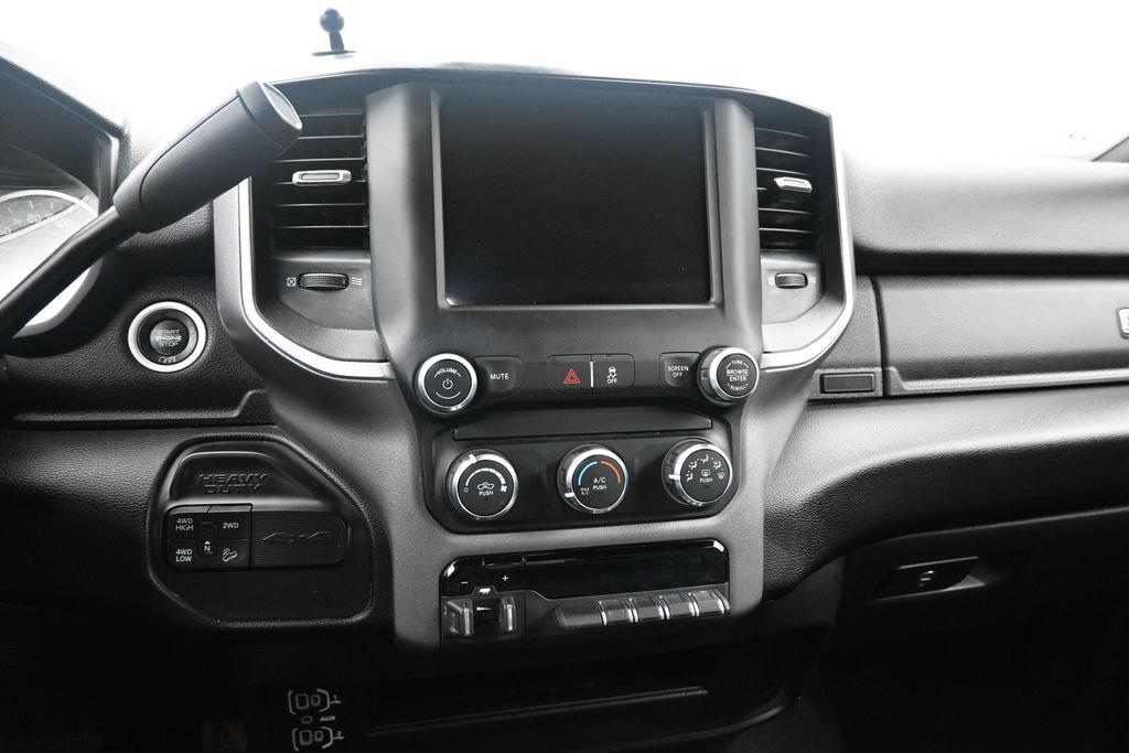 Used 2024 RAM 2500 Big Horn w/ Off Road Package AWD/4WD image 4