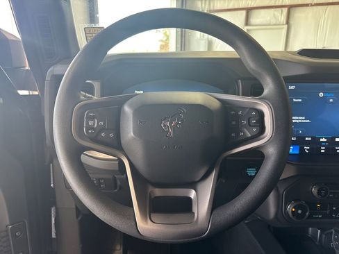 New 2025 Ford Bronco 4-Door AWD/4WD image 10