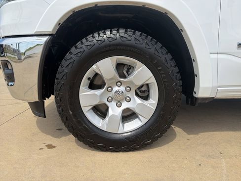 Used 2025 RAM 1500 Lone Star image 9