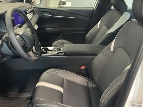 New 2026 Toyota Camry SE FWD image 18