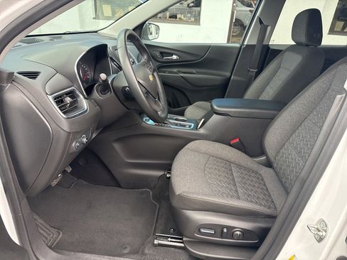 Used 2024 Chevrolet Equinox LT image 15