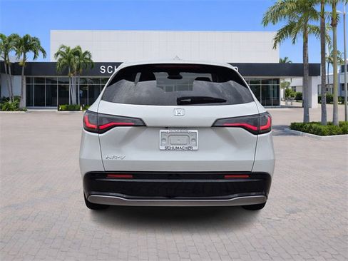 Used 2023 Honda HR-V EX-L image 6