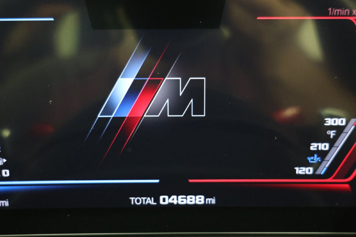Used 2024 BMW M2 w/ Lighting Package RWD image 12
