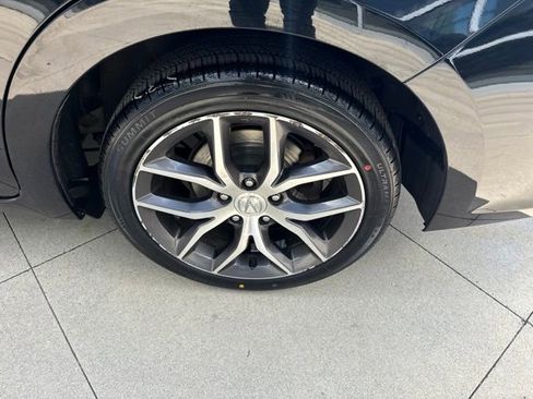 Used 2019 Acura ILX FWD image 12