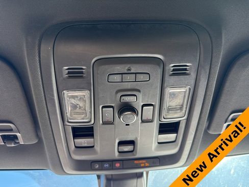 Used 2021 Chevrolet Tahoe High Country image 16