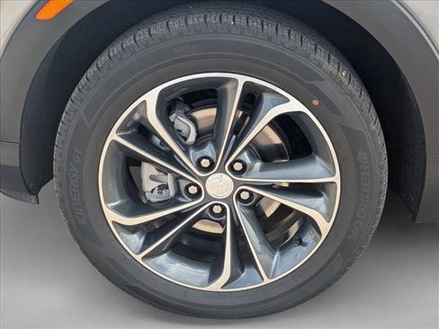 Used 2022 Buick Encore GX Select w/ Advanced Technology Package image 10
