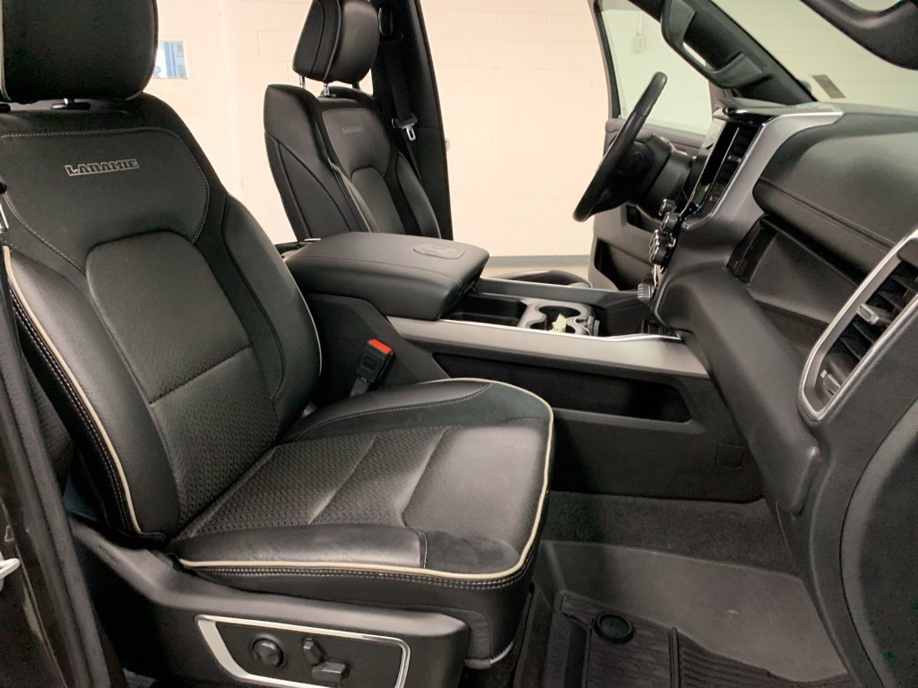 Used 2022 RAM 1500 Laramie AWD/4WD image 5