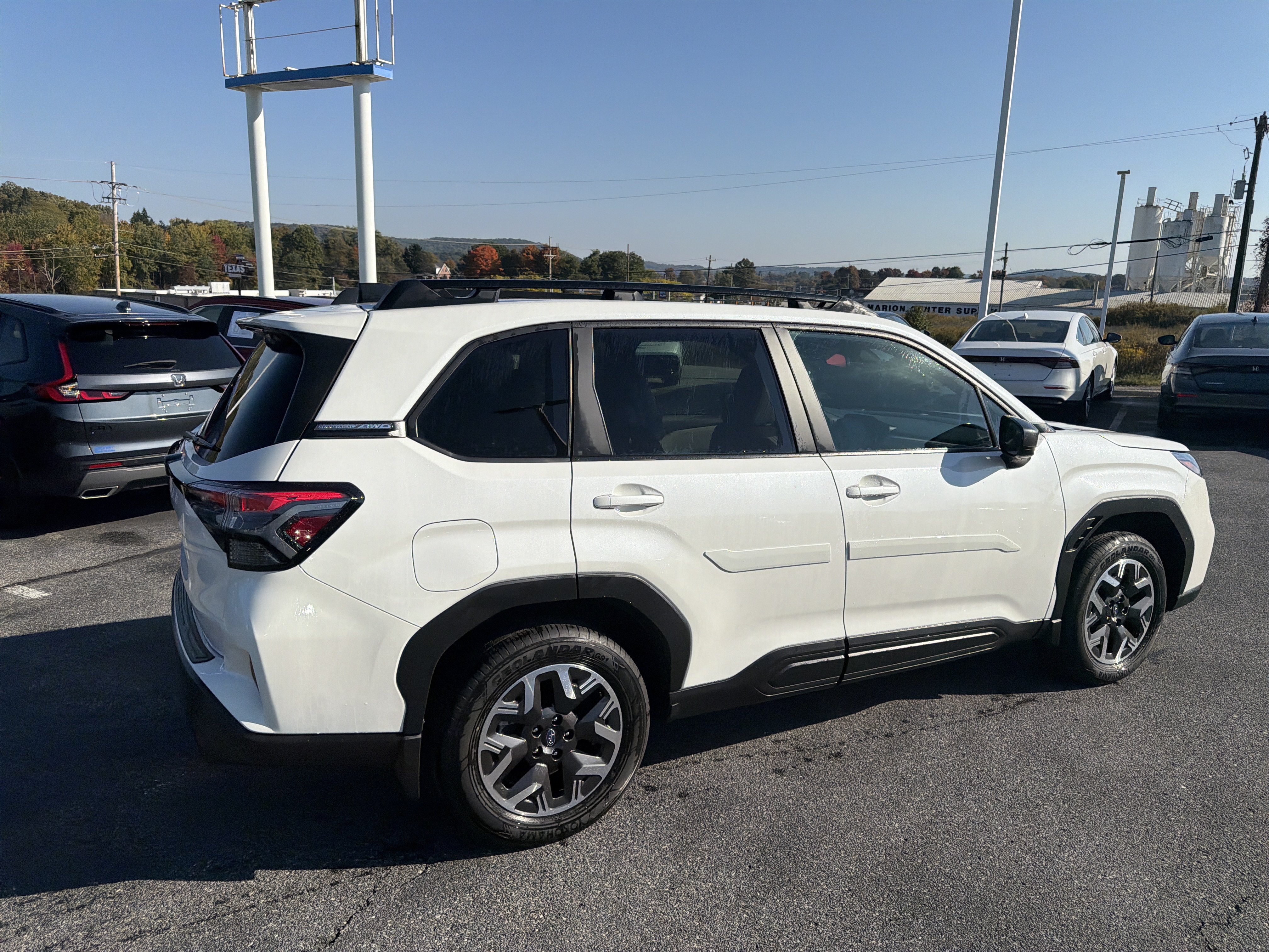Used 2026 Subaru Forester Premium AWD/4WD image 3