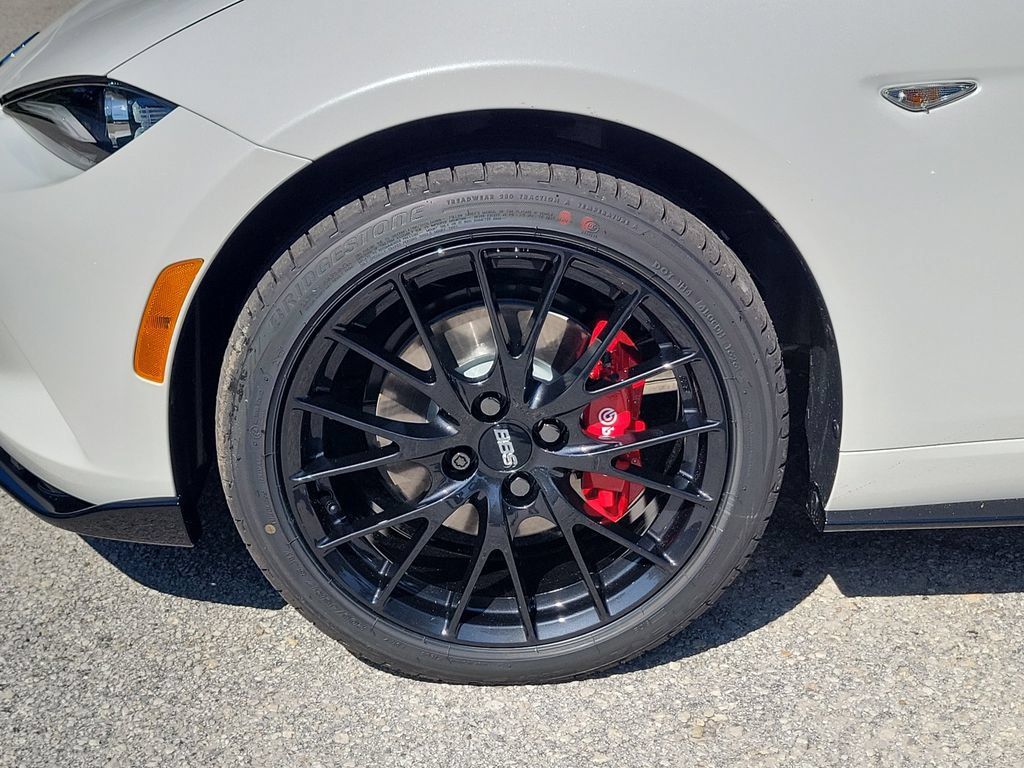 New 2026 MAZDA MX-5 Miata RF Club w/ Interior Package RWD image 6