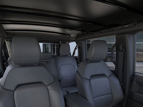 New 2025 Ford Bronco Badlands w/ Sasquatch Package AWD/4WD image 12