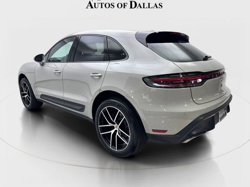 Used 2023 Porsche Macan AWD/4WD image 9