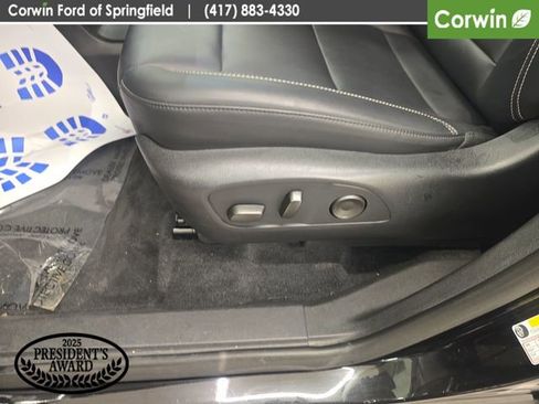 Used 2024 GMC Acadia Elevation image 35