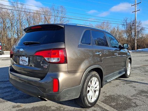 Used 2014 Kia Sorento EX w/ EX V6 Touring Package image 6