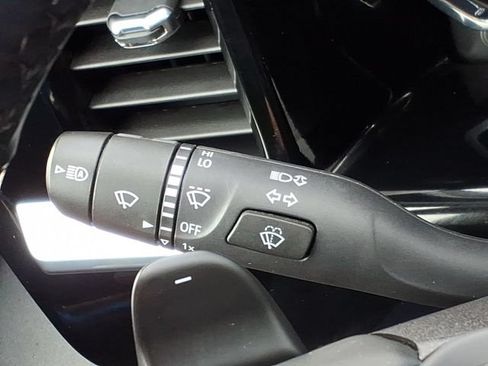 Used 2024 Chevrolet Silverado 1500 LT Trail Boss w/ Convenience Package II AWD/4WD image 27