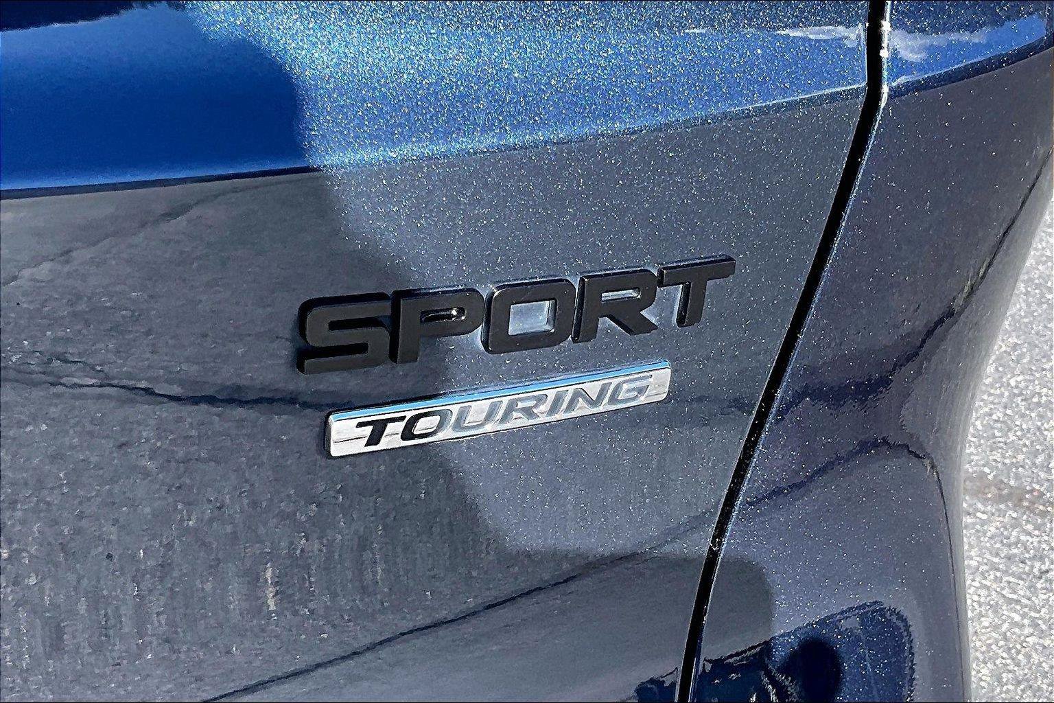 Used 2025 Honda CR-V Sport Touring image 8
