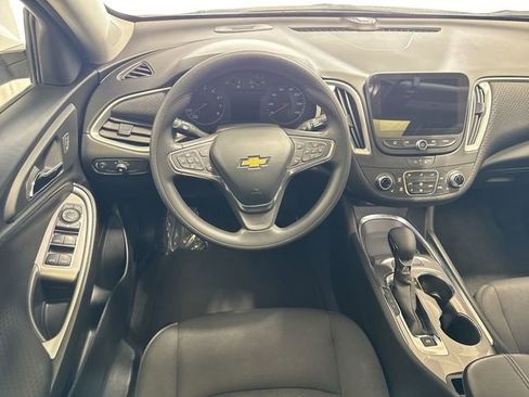 Used 2024 Chevrolet Malibu LT FWD image 15