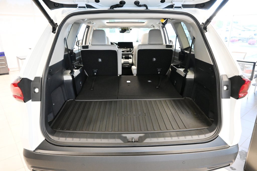 New 2026 Toyota Grand Highlander AWD image 6