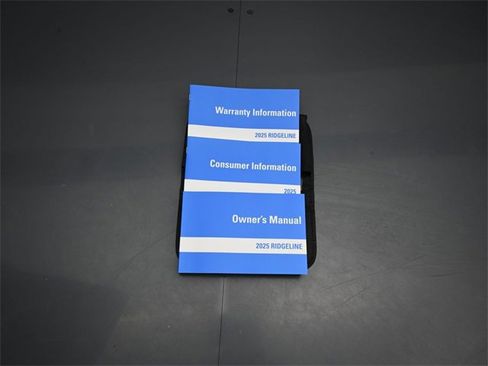 Used 2025 Honda Ridgeline TrailSport image 43