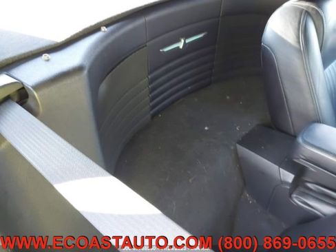 Used 2004 Ford Thunderbird Deluxe image 9