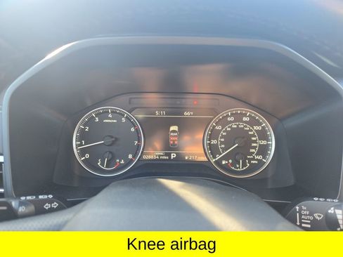 Used 2025 Mitsubishi Outlander AWD image 23