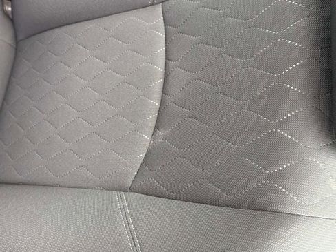 Used 2025 Toyota Corolla LE image 29