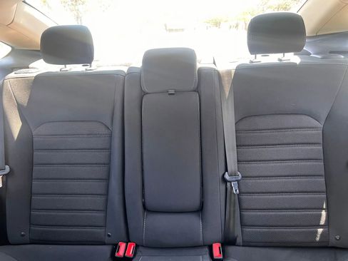 Used 2020 Ford Fusion SE image 19