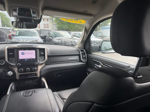 Used 2022 RAM 1500 Laramie AWD/4WD image 32