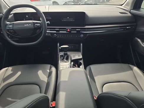 New 2026 Kia Sportage SX image 13