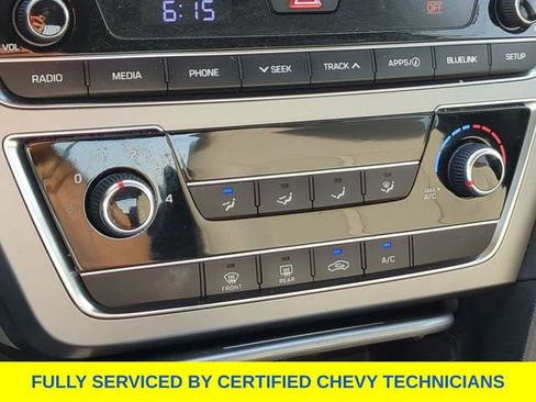 Used 2017 Hyundai Sonata SE FWD image 33