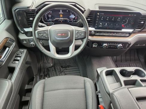 Used 2024 GMC Sierra 1500 Elevation image 14
