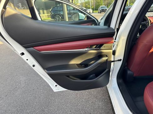 New 2026 MAZDA MAZDA3 2.5 S Hatchback w/ Premium Pkg image 51