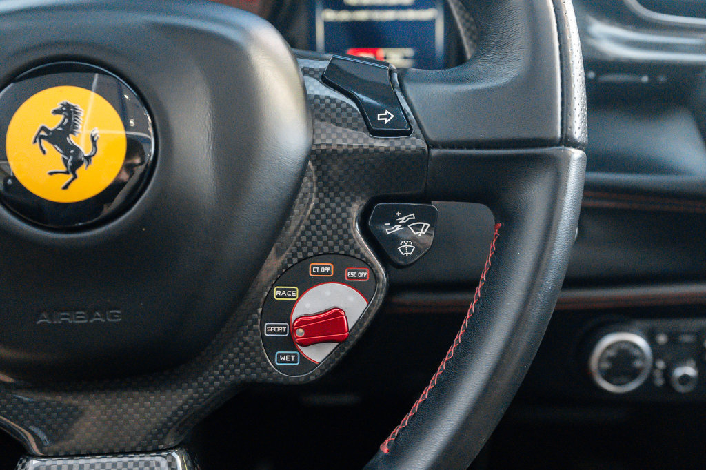 Used 2018 Ferrari 488 Spider RWD image 47