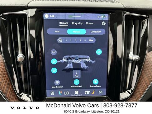 Certified 2023 Volvo XC60 B5 Ultimate w/ Climate Package AWD/4WD image 18