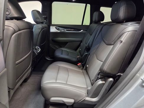 Used 2024 Cadillac XT6 Premium Luxury w/ Technology Package FWD image 13