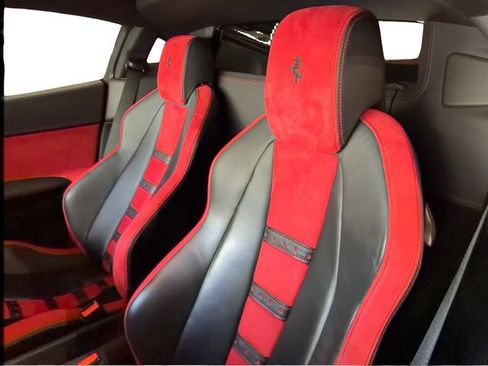 Used 2014 Ferrari 458 Italia Coupe RWD image 10