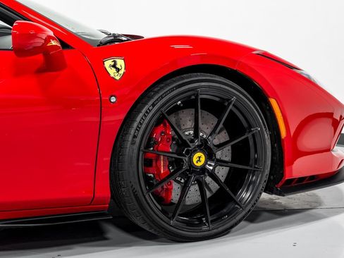 Used 2023 Ferrari F8 Tributo RWD image 47