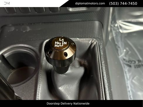 Used 2014 Toyota FJ Cruiser 4WD image 29