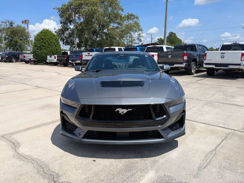 Used 2025 Ford Mustang GT Premium RWD image 9