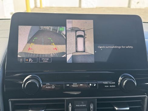 Used 2021 Nissan Armada Platinum w/ Captain's Chairs Package image 33