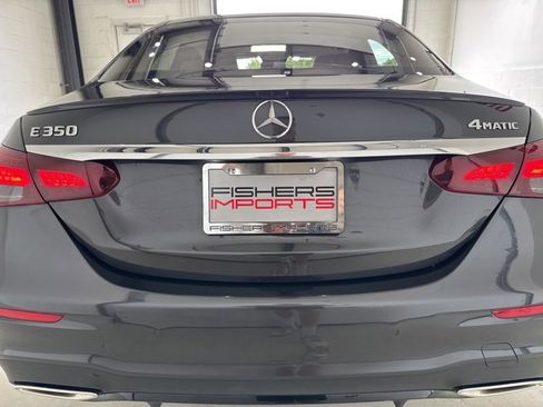 Used 2022 Mercedes-Benz E 350 4MATIC Sedan w/ AMG Line Exterior image 7