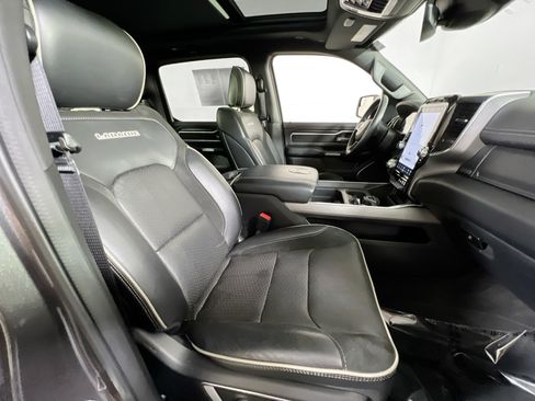 Used 2023 RAM 1500 Laramie AWD/4WD image 28
