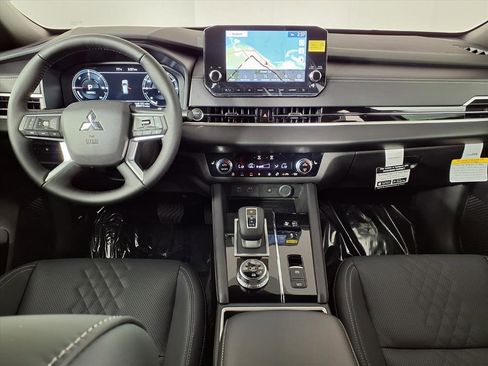 New 2025 Mitsubishi Outlander SEL Black Edition image 12