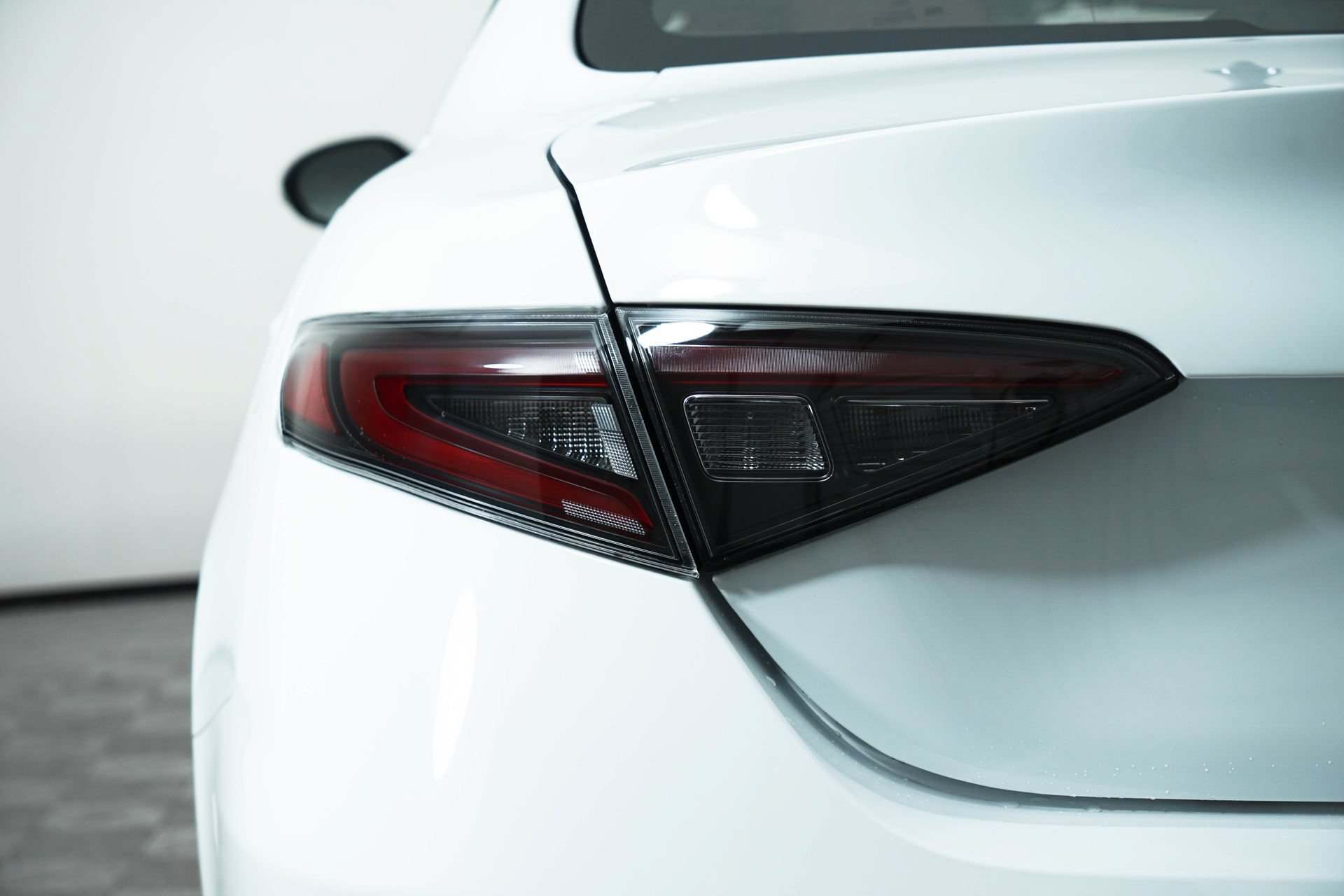 Used 2024 Alfa Romeo Giulia Sprint RWD image 15