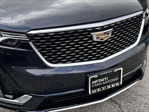 Used 2020 Cadillac XT6 Premium Luxury FWD image 38