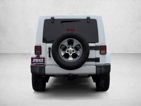 Used 2017 Jeep Wrangler Unlimited Sahara image 7