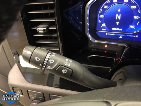 Used 2024 Chevrolet Silverado 2500 LT w/ Convenience Package image 37