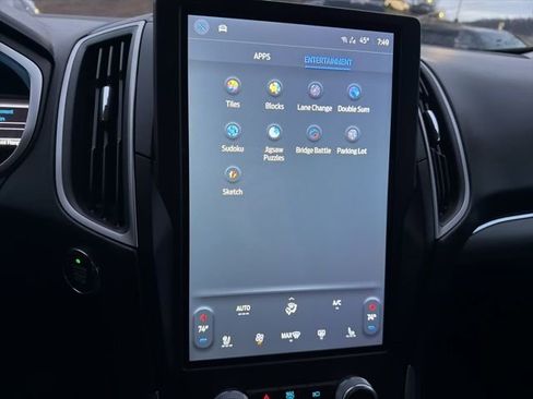 Used 2021 Ford Edge SEL w/ Convenience Package image 24