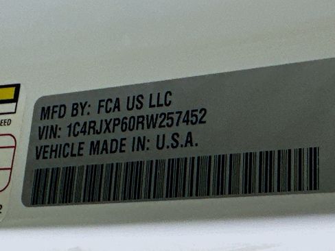Used 2024 Jeep Wrangler Unlimited Sahara AWD/4WD image 12