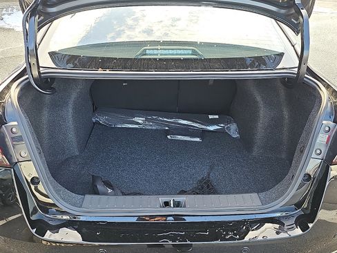 Certified 2025 Nissan Versa SV w/ Trunk Package image 28