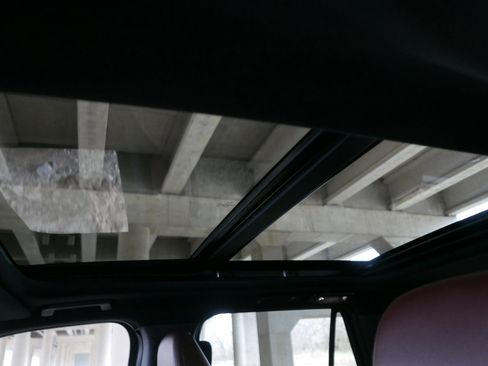 Used 2024 Ford Expedition Max Limited image 18